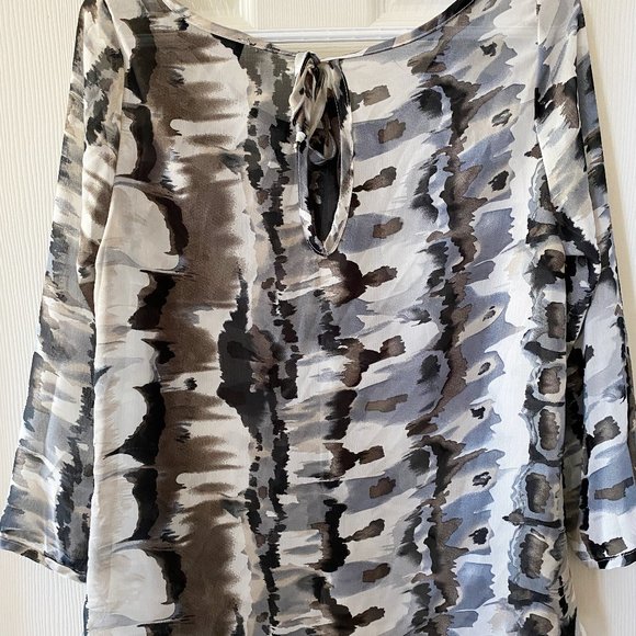 Black/White Sheer Blouse in Size Medium - Picture 2 of 3